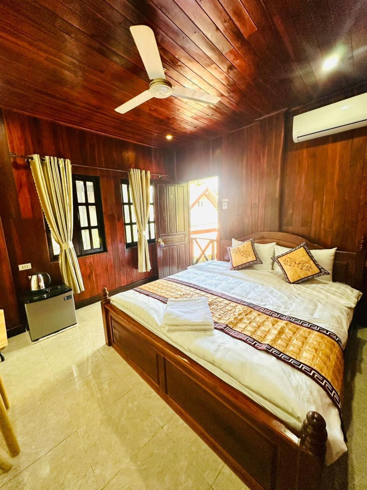 Residence Boutique Hotel Luang Prabang Exterior photo
